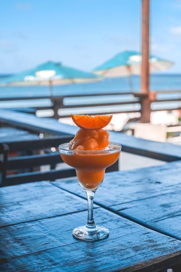 Capri Beach House 蓬塔卡纳 外观 照片
